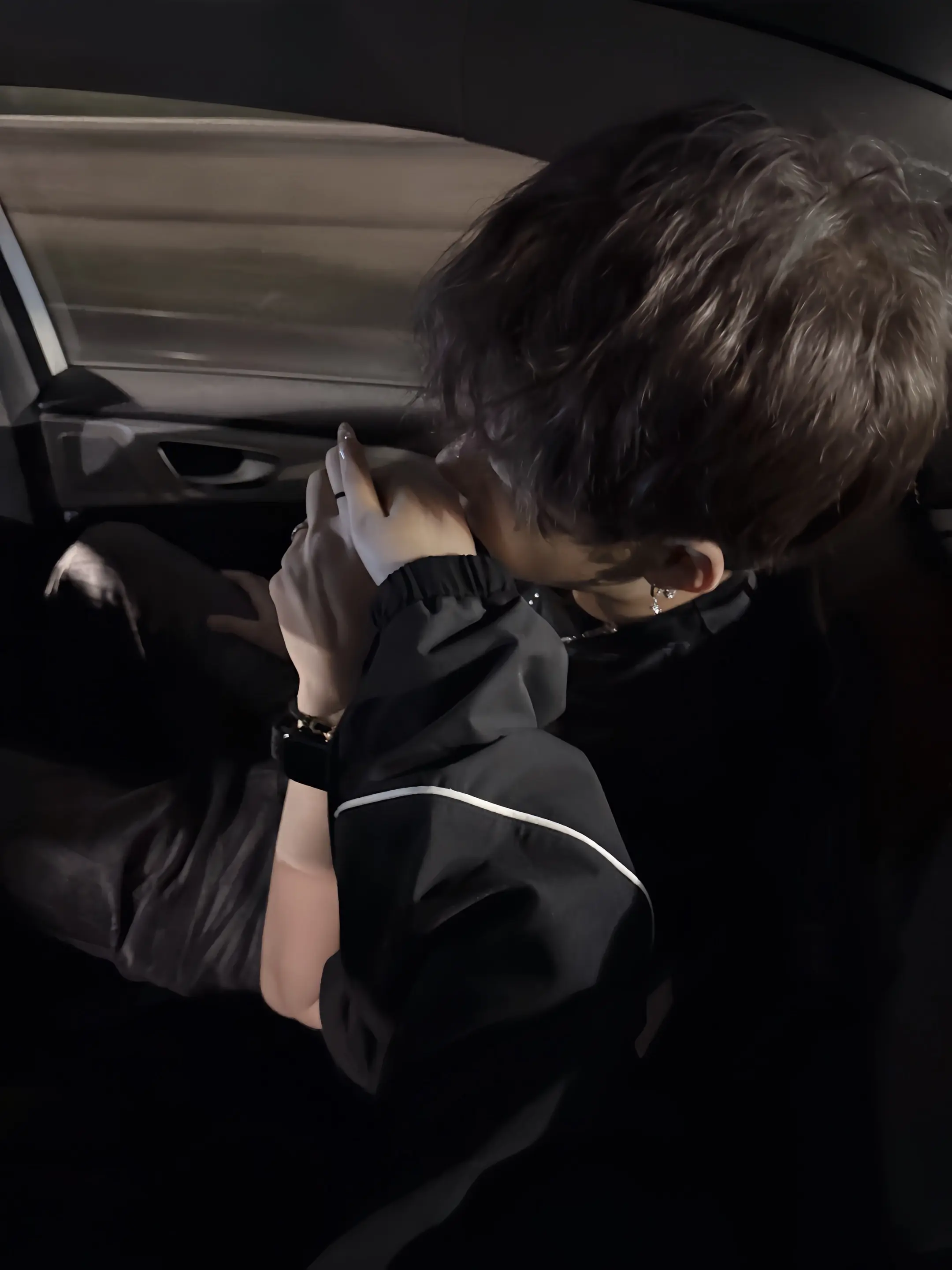 我們的世界可以只有彼此麼