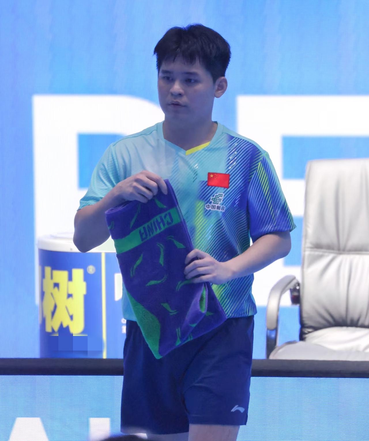 林诗栋退赛休整、陈垣宇补缺参赛，国乒小将调整安排双赢。
 
WTT重庆冠军赛国乒