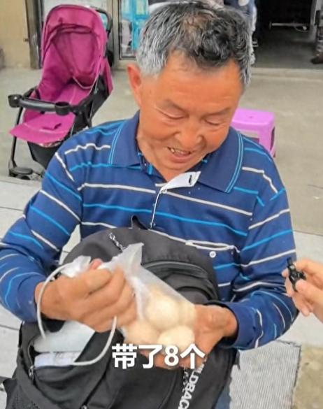 高考果然改变命运！湖南考生贺永辉还没出考场命运就被改变...6月9日，一考场外6