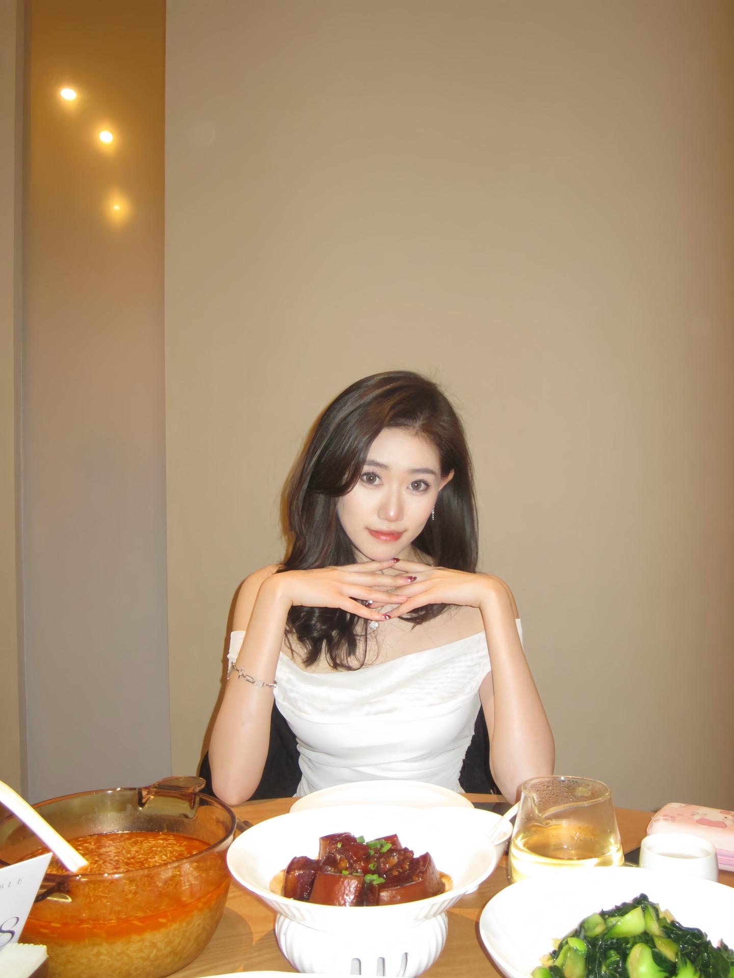 宝宝 你以后要好好吃饭御姐