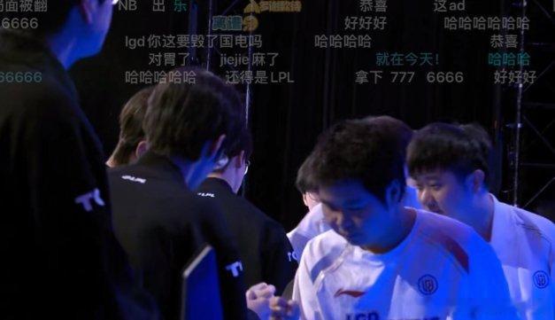 王玮晨：今天打完再也不会有人说去年换Leave，EDG能进世界赛了昨日的LPL春