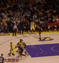 杀人诛心啊！年轻的詹姆斯打散了东部很多球队，这次41岁的詹姆斯要打散火箭吗？昨天