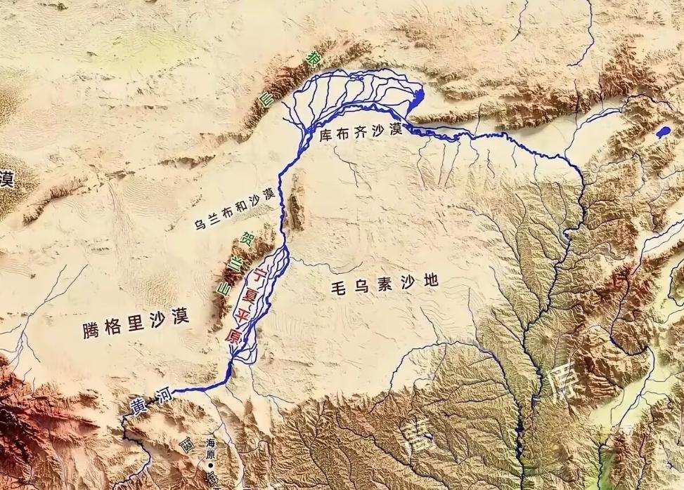 黄河冲出贺兰山，气势恢宏！
在宁夏平原周边，有腾格里沙漠、毛乌素沙地、乌兰布和沙