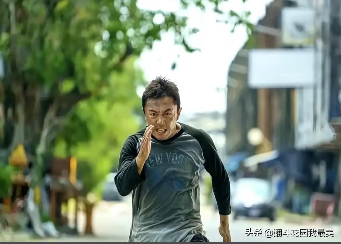 这两天我发现谢苗主演的《火遮眼》，

海外提前看片口碑炸裂，

烂番茄百分百好评