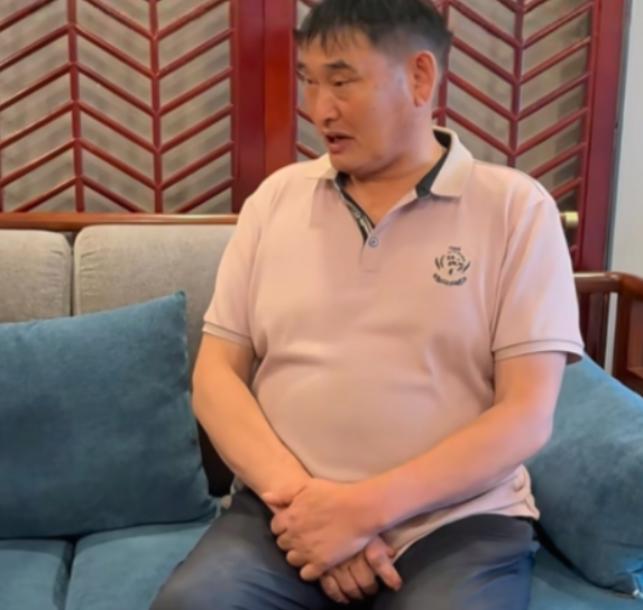 钱是挣不完的，但有些钱可以不挣：朱之文2026年翻红背后的“边界哲学”。
朱之文