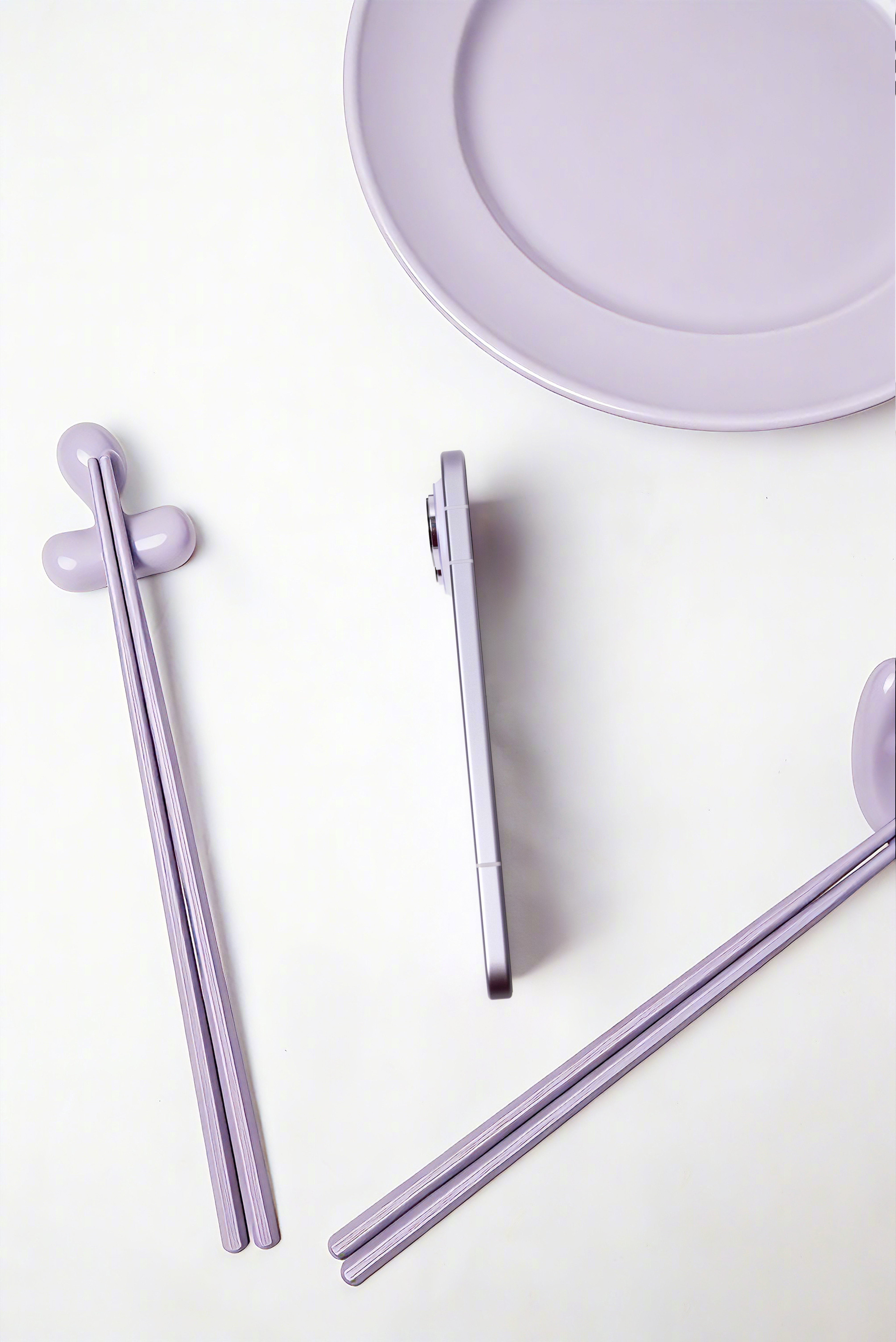 Air手机界来了个真Pro在轻薄机型的设计中，平衡各类硬件规格的矛盾始终是工程难