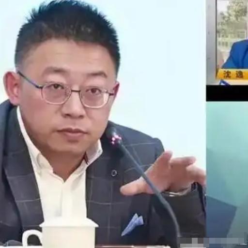 沈逸说的非常好，中国的一些互联网公司，走着走着就变成了美国公司。现在英伟达点名1