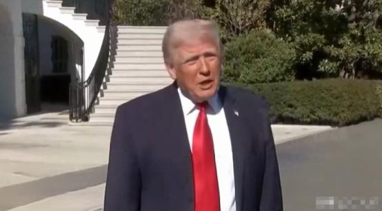 特朗普称：霍尔木兹海峡将永远不再关闭
 
他直言“中国非常高兴，我将霍尔木兹海峡