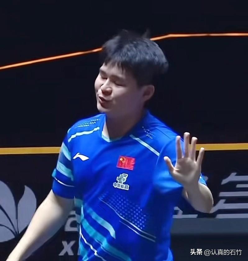 林诗栋在球场上最帅
林诗栋3:0战胜普卡。第三局林诗栋12:10战胜普卡。

