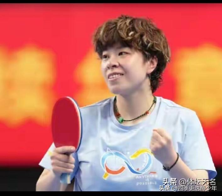 澳门世界杯女单小组赛最后一轮争夺出线权：谁胜谁出线。
  王艺迪VS杜凯琹。
第