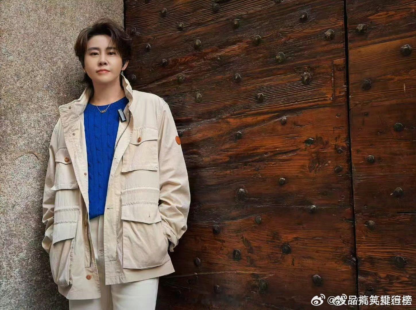 王濛平板支撑式唱歌乘风2026 新奇练歌法被王濛完美实践，一边做平板支撑一边唱歌