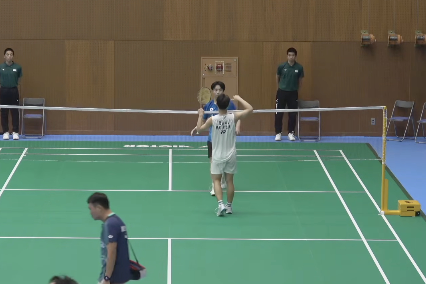 张惟杰🇲🇾 21-17、21-15 🇯🇵萩原骏希下轮对手：洪天岳🇨🇳
