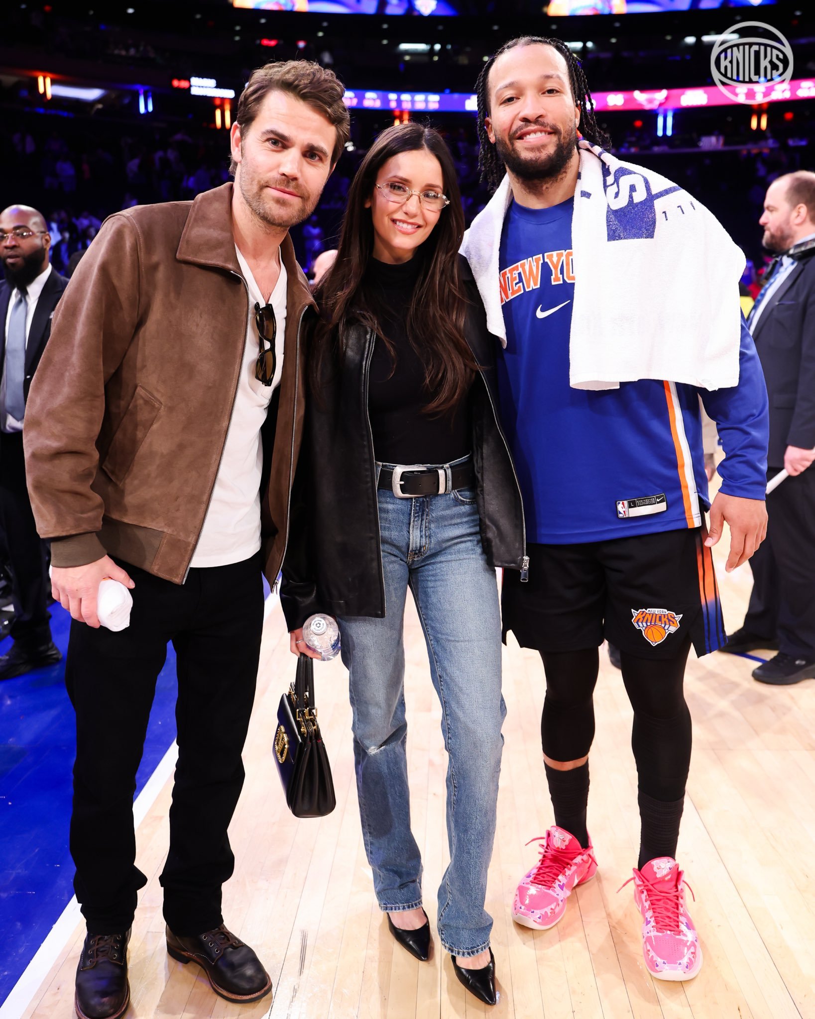 布伦森今日17分10助攻1篮板  上脚的 Kobe 5 PE 