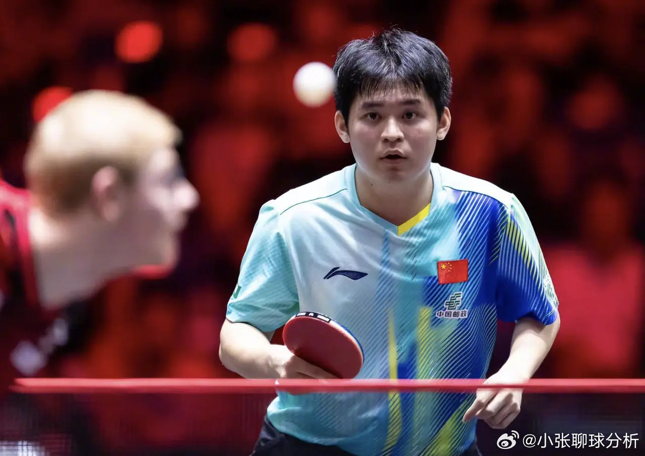 曾被王皓狠批！林诗栋降到世界第5：13个月0冠 1年前排世界第13月16日，随着