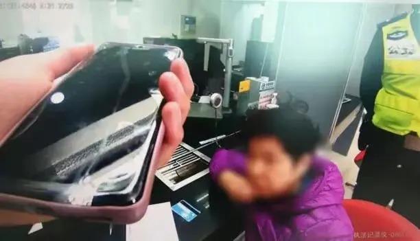 真的太惊险了！上海静安警方和银行联手，硬是在最后一刻拦住了一场 “中新股” 骗局