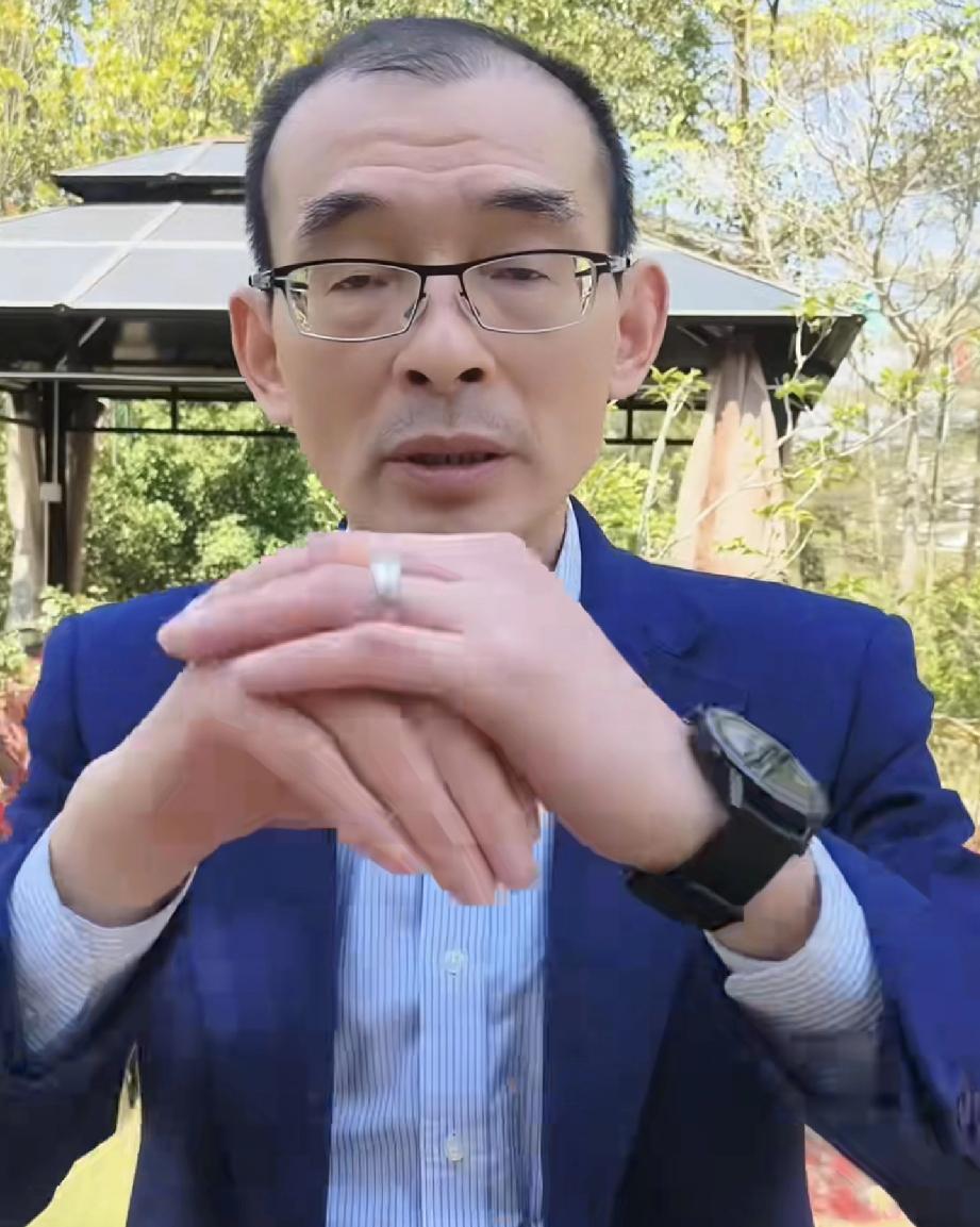 我有一种预感

谢浩男爸爸谢岳这次要彻底翻身了

只因为他做了一件走心的事  3
