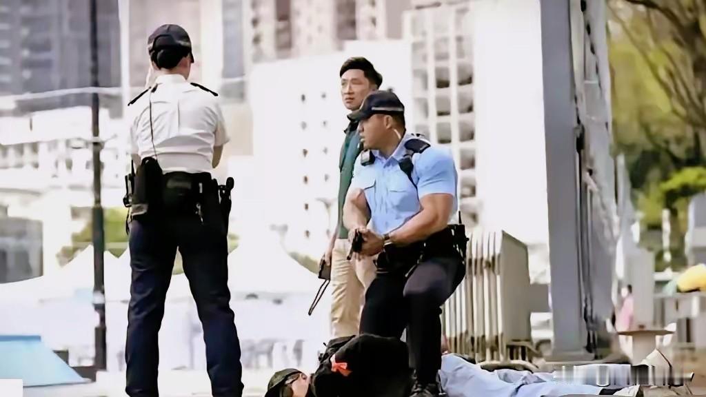 突发！香港上午10点，解放军军舰准备离港，52岁美籍韩裔工程师在禁飞区操控无人机