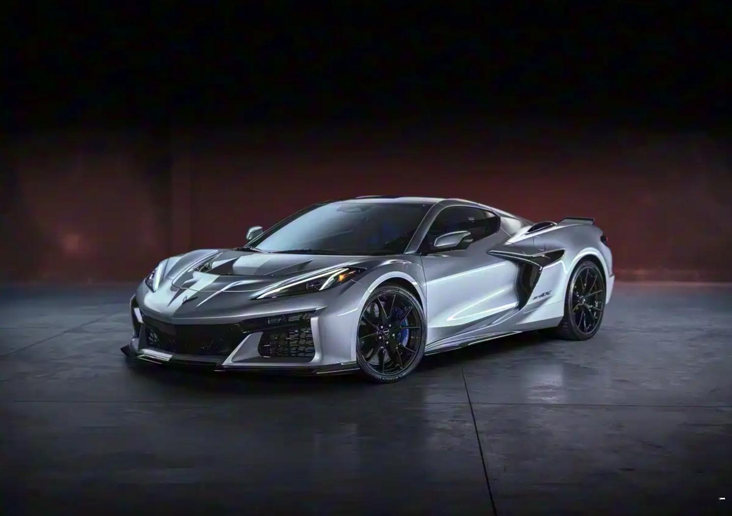 “眼前的苟且”还没理清，就已经在畅想“诗和远方”了。通用在电动化浪潮都快拍上岸的