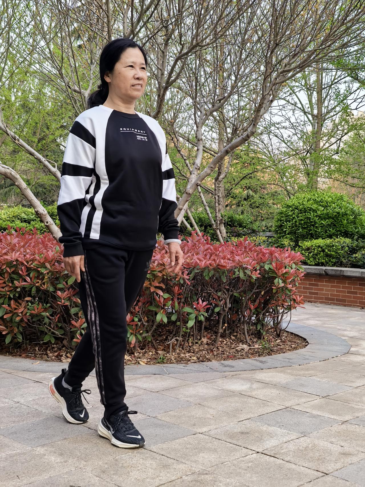 退休后，我把这10件幸福小事活成了太极人生

清晨公园，一套太极，一呼一吸间，日