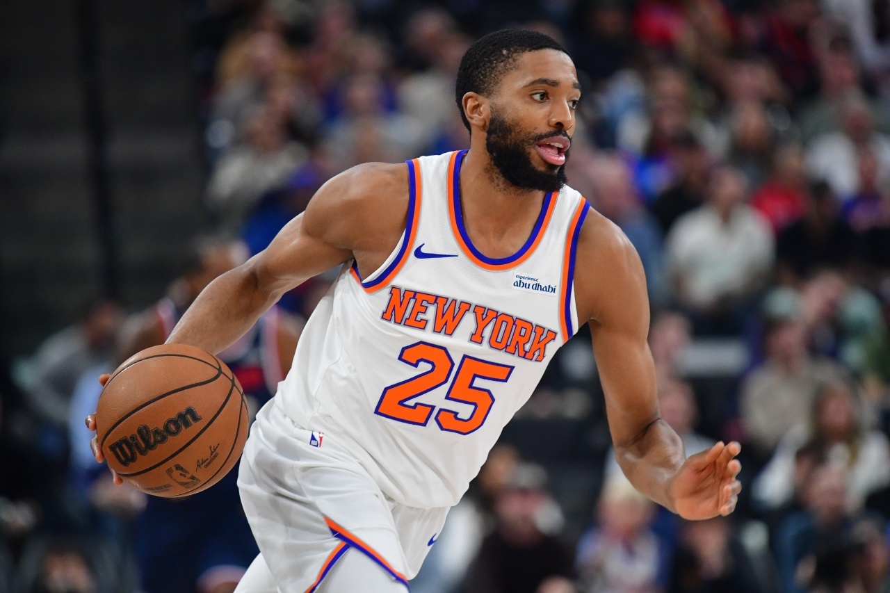 今日比赛，布里奇斯首发登场23秒自动犯规下场。进入联盟8个赛季以来连续出战638