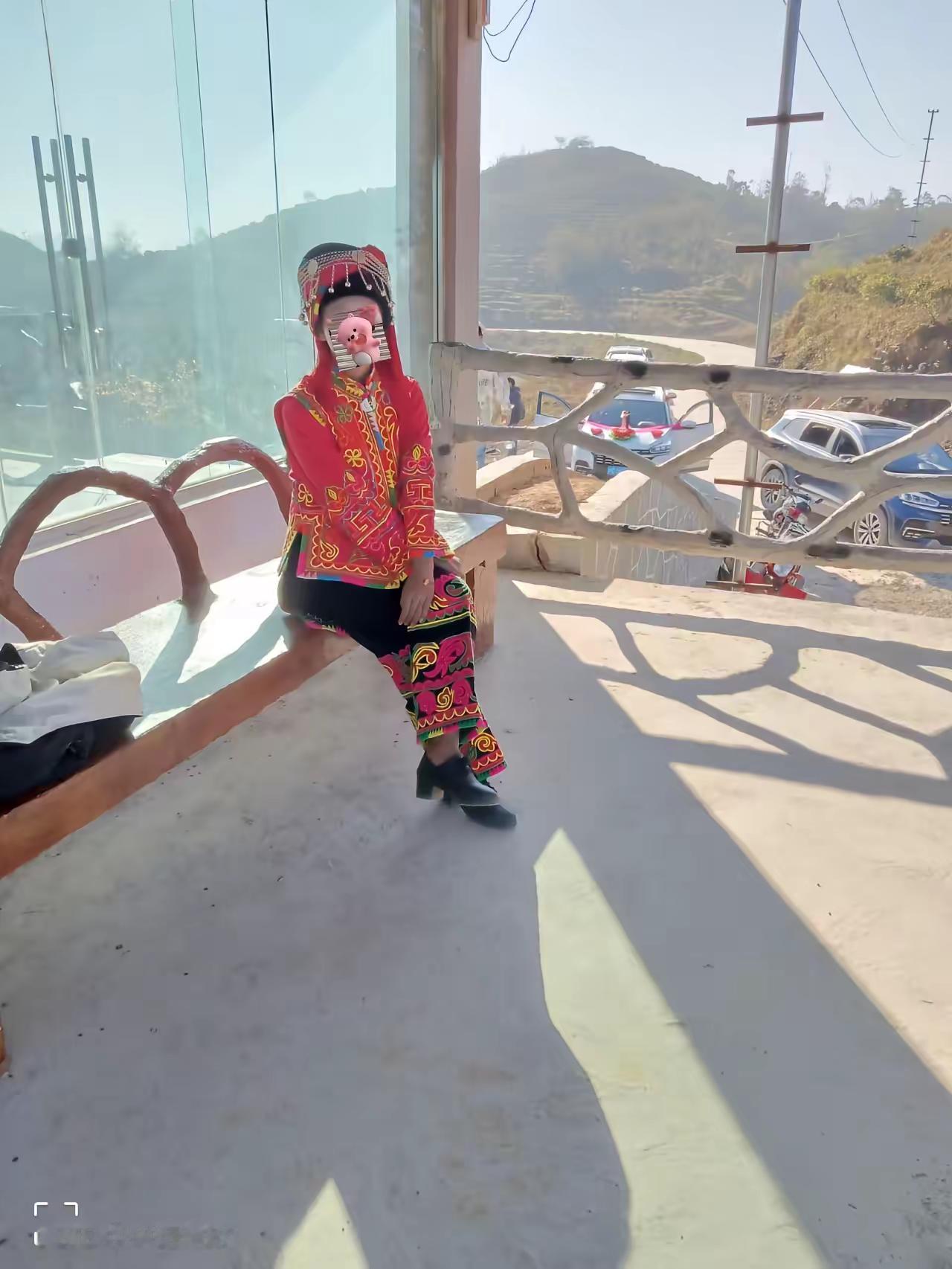 可惜你不是哈尼族  不懂这首歌的意思