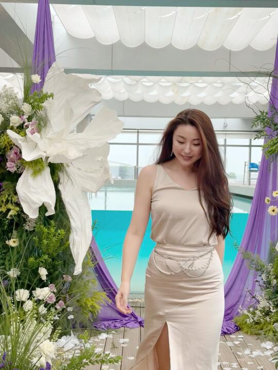 当女人看到婚纱时，还是会很激动👰🏻‍♀️