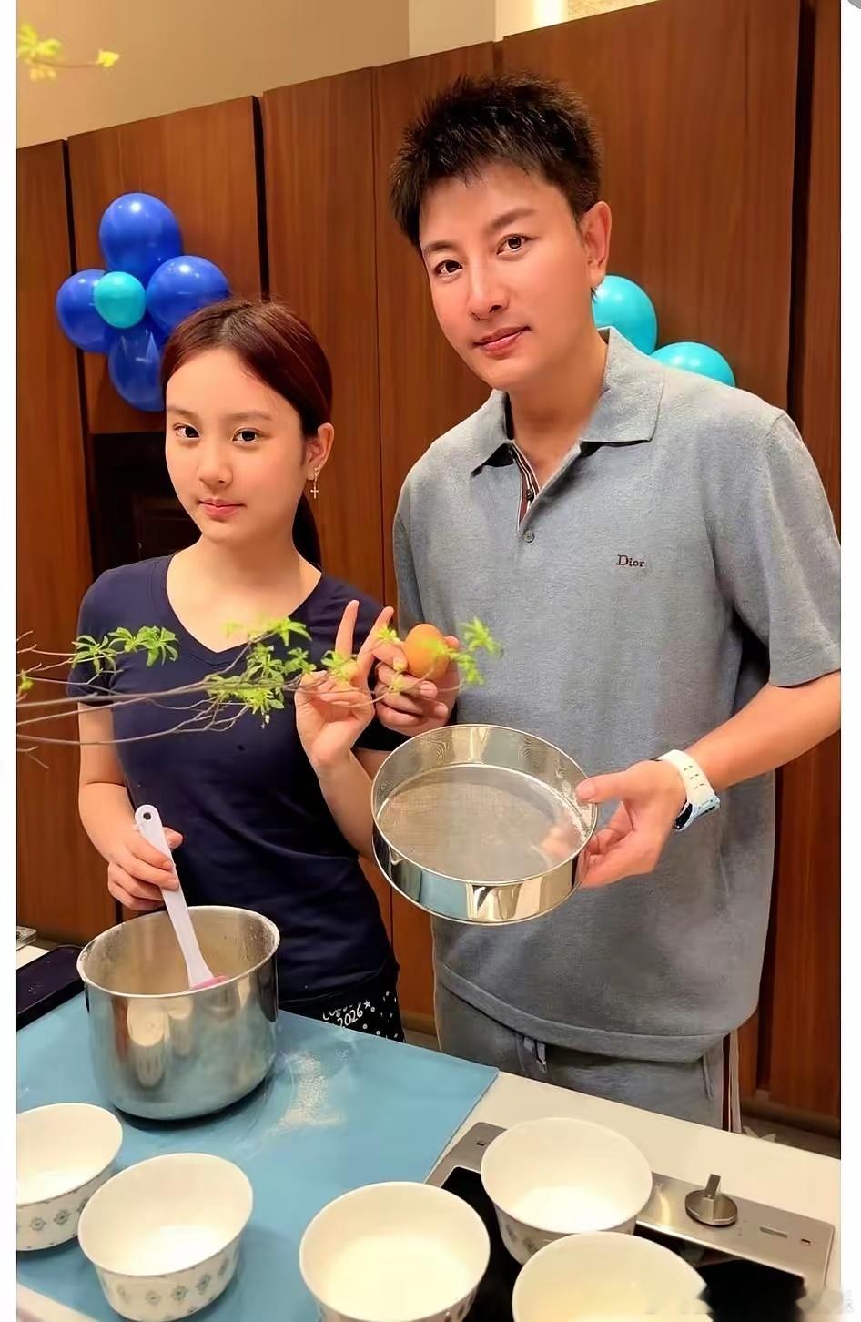 说实话，要是换成我被戴了那么大一顶绿帽子，还弄得全国人民都在看笑话，我绝对连撕破