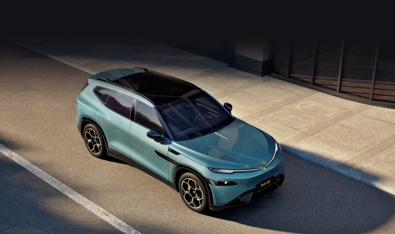 金标大众与众08内饰官图发布，呼应金标，内饰整了很多金色元素，这个咱很喜欢，隐藏