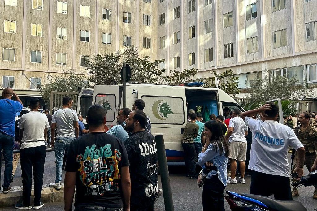 周二，黎巴嫩真主党的多个据点发生数百起爆炸，据报道，伊朗驻该国大使已受伤。
最初