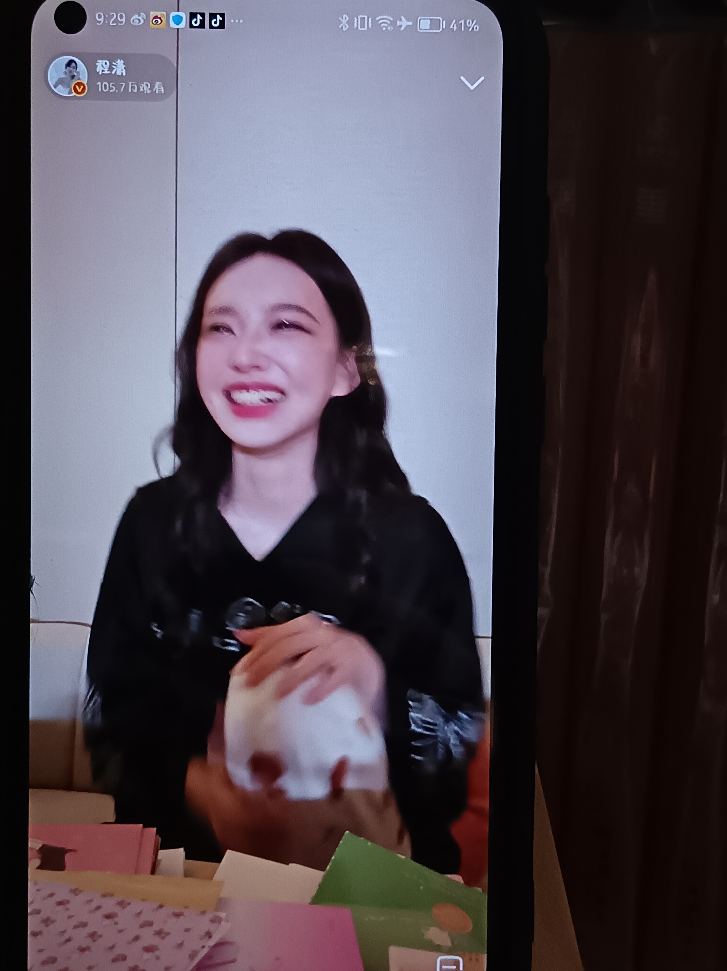 女孩要多笑笑