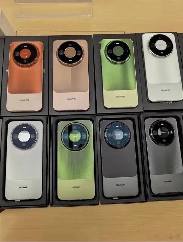 Mate90砍掉了8GB入门内存Mate 90 RS版本同样标配16+512GB