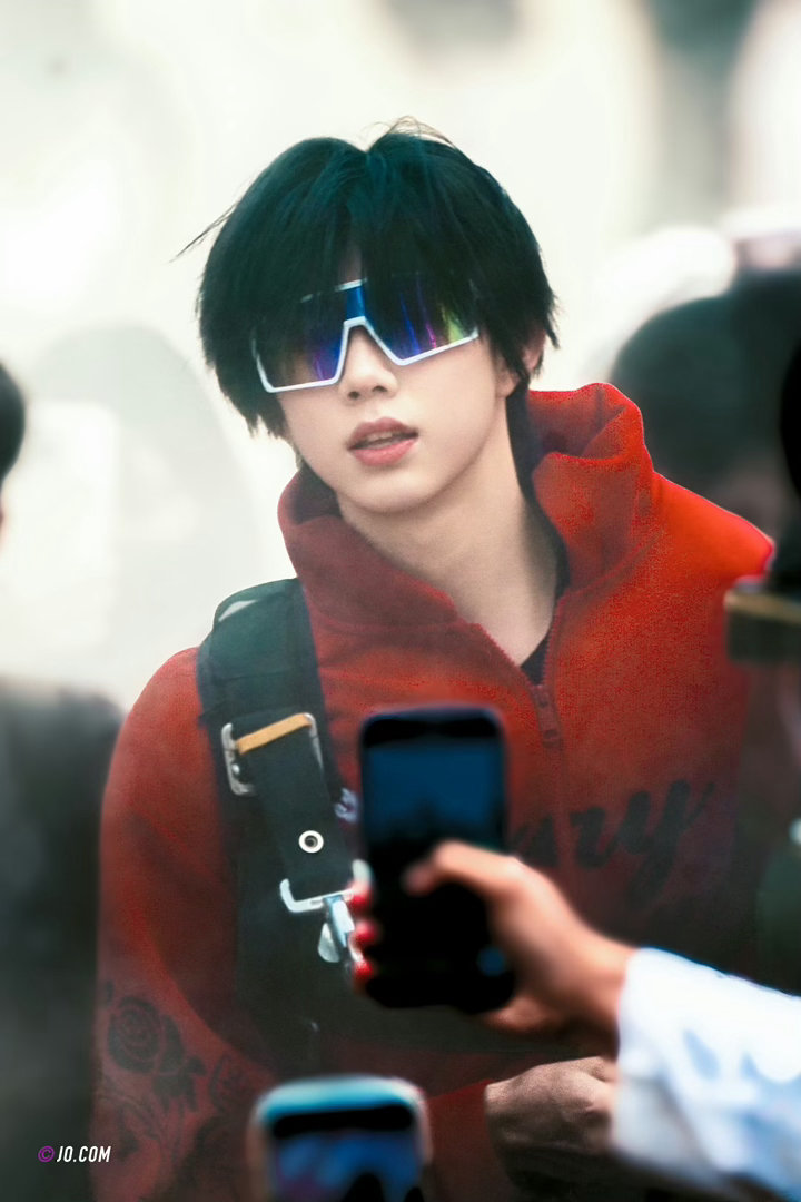 陈奕恒这几张真的很无限流男主，有末世文的本子速速递给他好吗陈奕恒天选无限流男主