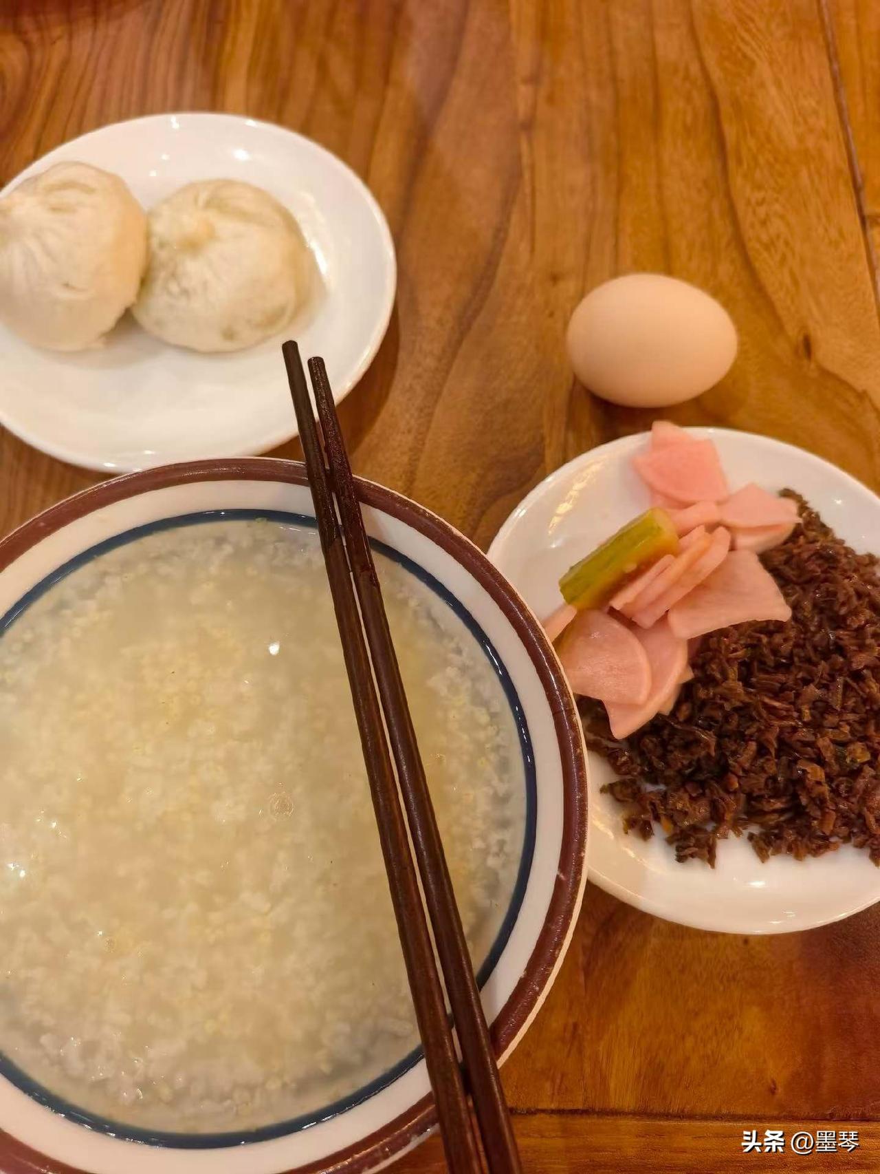 一顿不吃饿得慌[呲牙]
