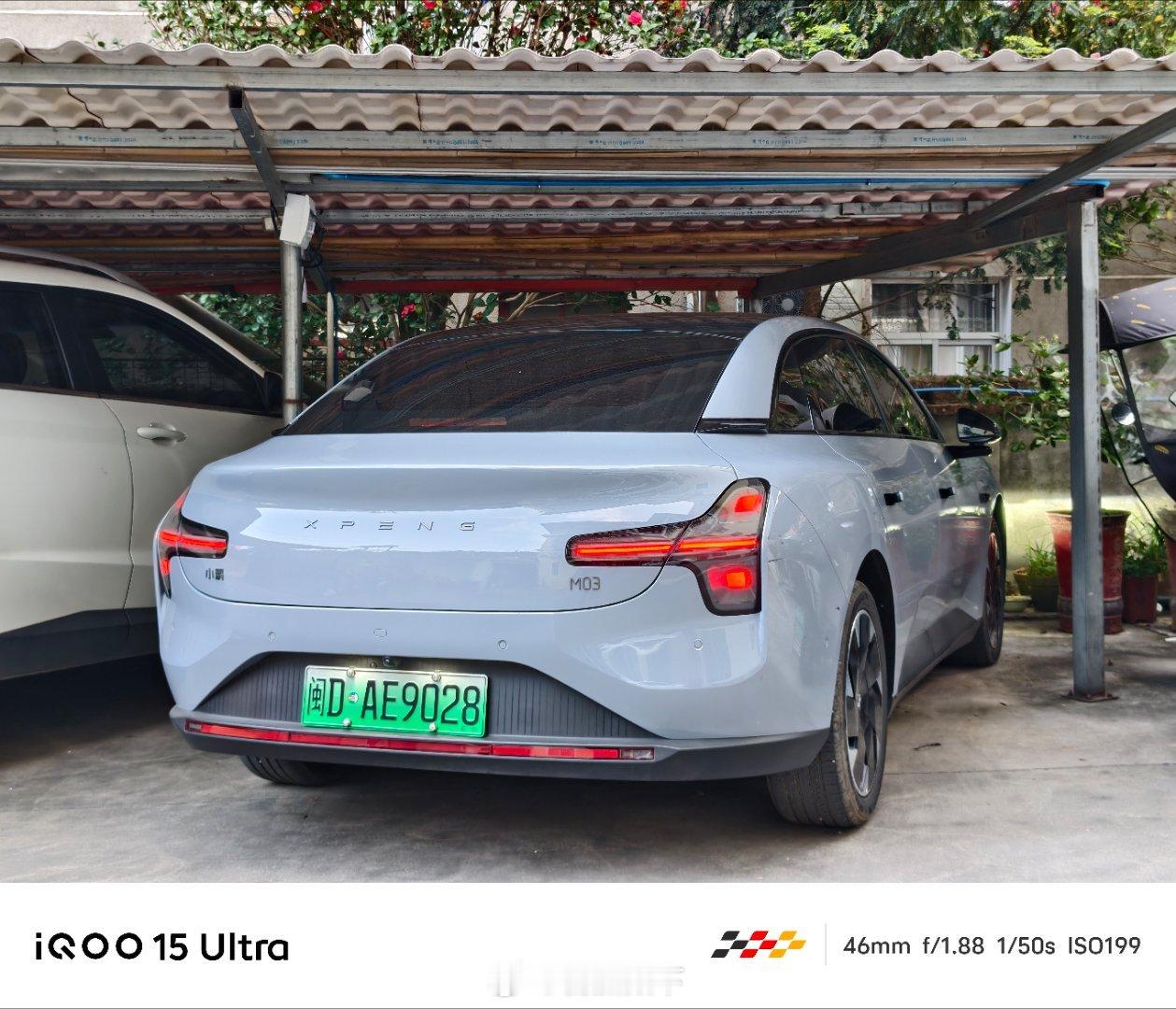 福建降雨还蛮频繁的，我老爹搞了个车棚，天天跟我说，电车比油车省多少多少钱……我说