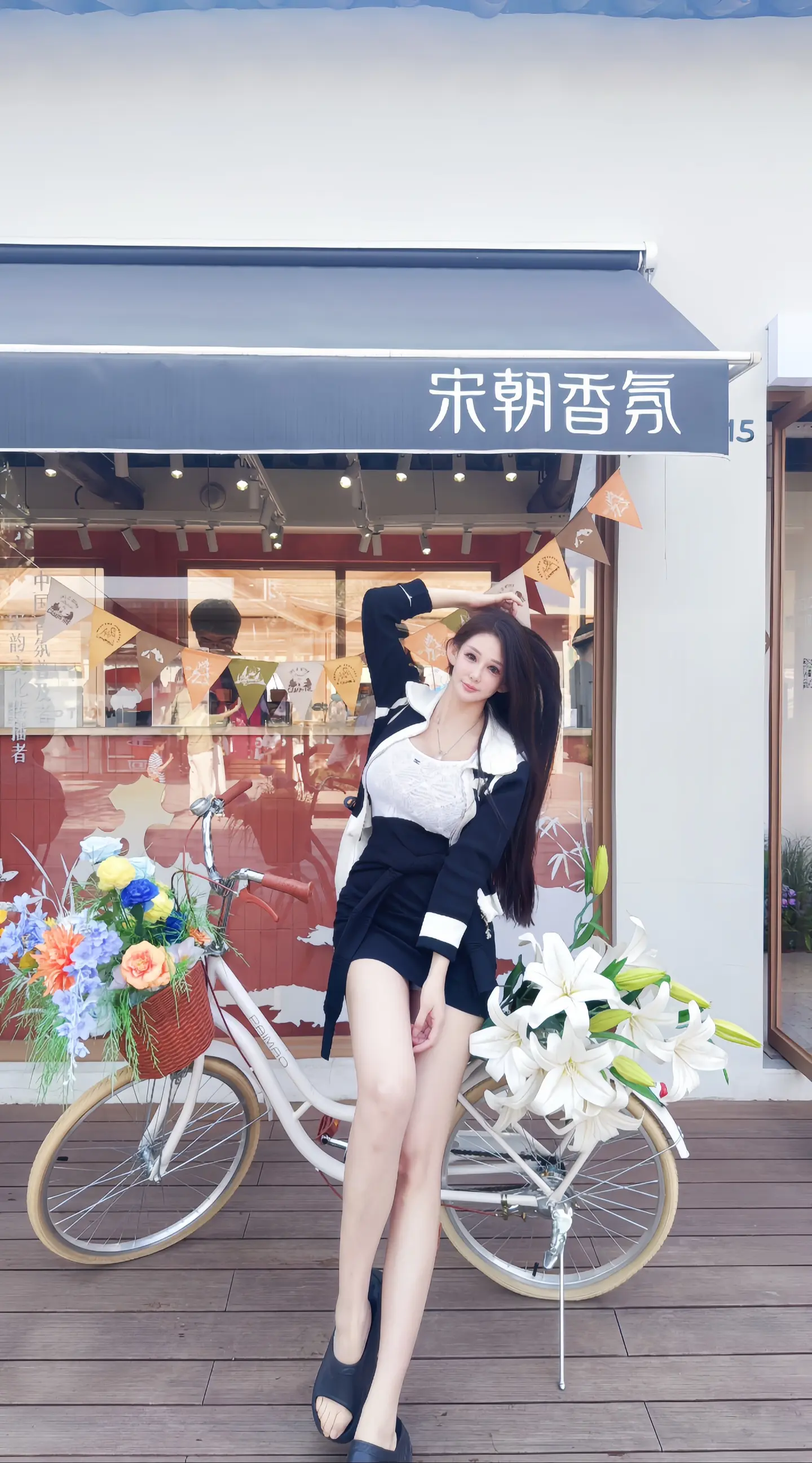 洛阳 长腿女神 夏天该有的样子