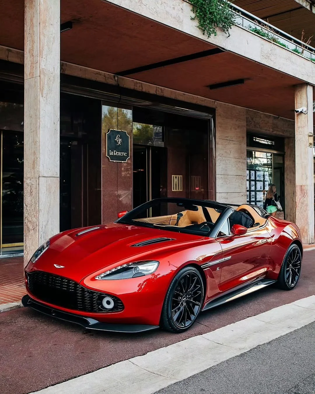 阿斯顿马丁 Vanquish Zagato Speedster