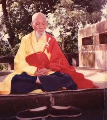 1992年，四川资阳，离欲上人圆寂后，一张罕见的遗容，就在这一年的4月17日凌晨