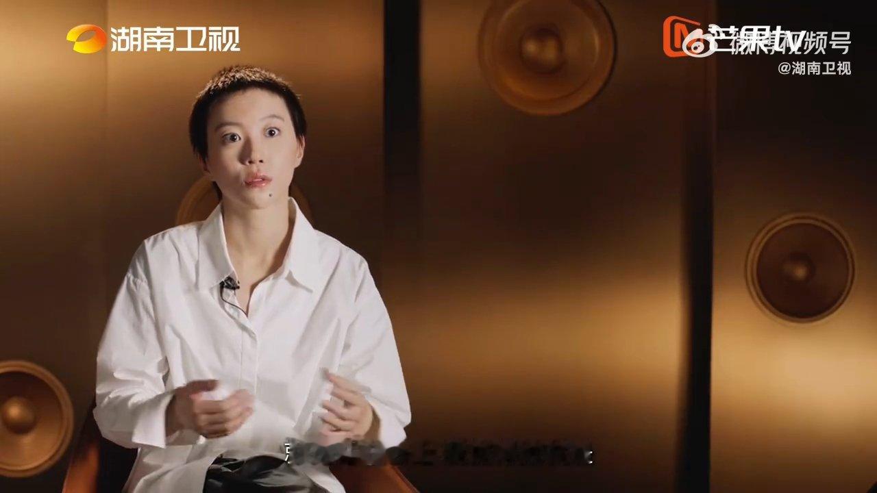 窦靖童说万妮达很优秀歌手2026 窦靖童聊起竞演结果超坦然，满意当前排名会继续努