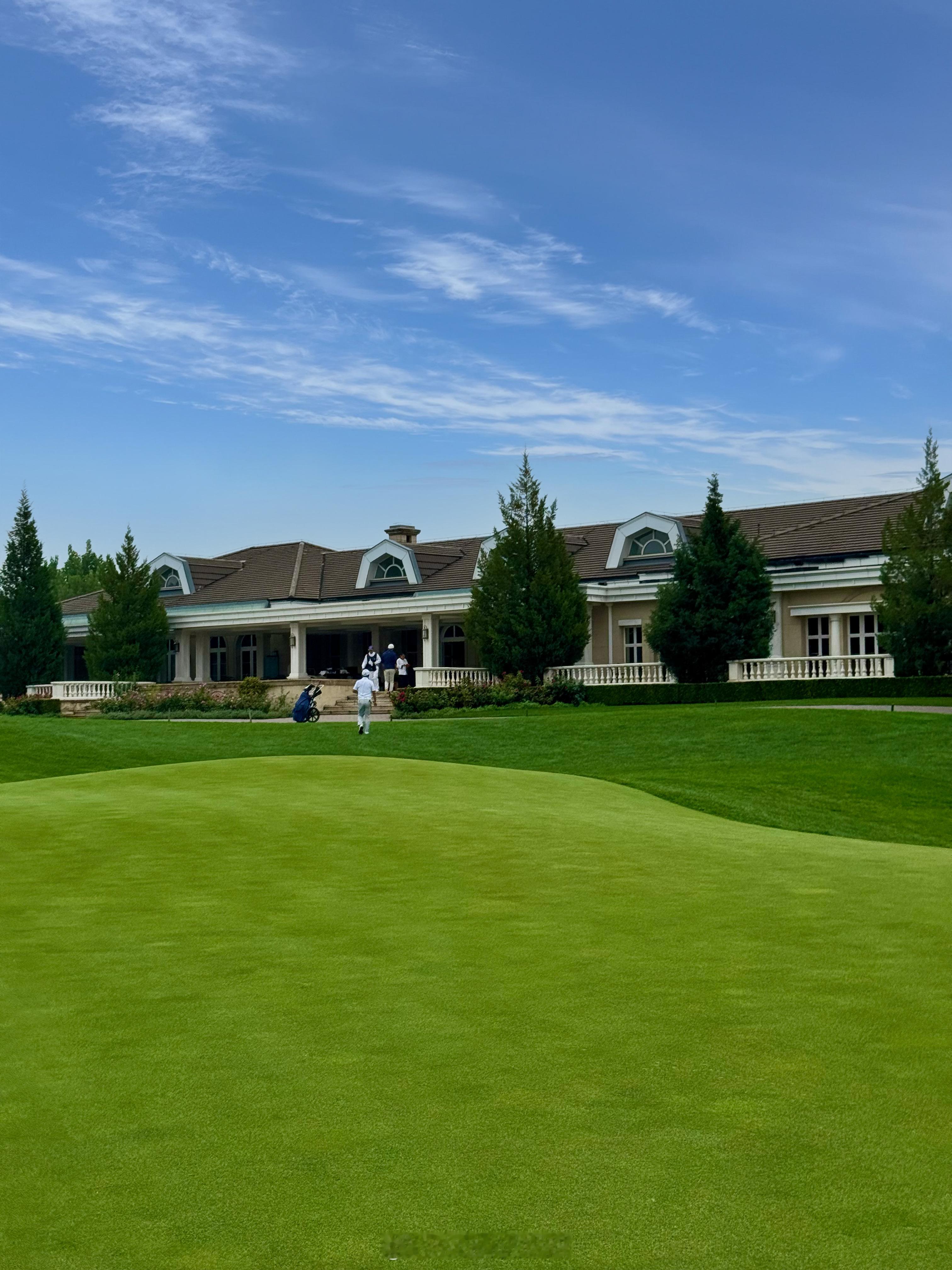 天气 晴 心情 佳步数 18,000  ​​​