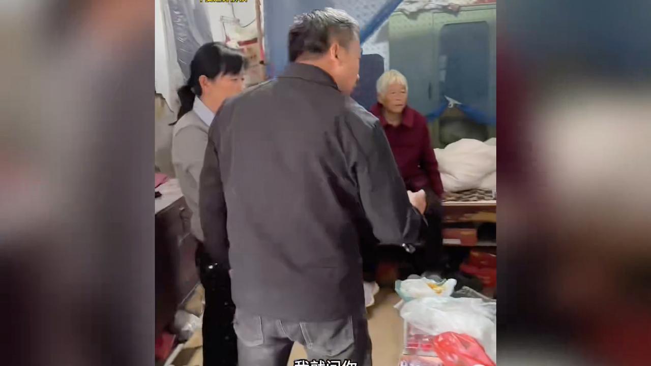 我爸是上门女婿，我现在才知道，在我爷爷心里我爸在这个家所有的付出都是应该的，包括给他养老！如果做不到