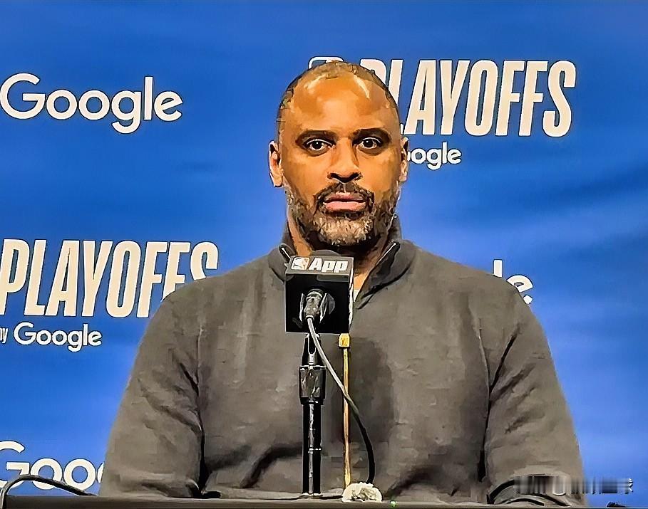 乌度卡赛前喊话申京：需要表现得更具侵略性，我对他充满信心！

火湖大战G2赛前，