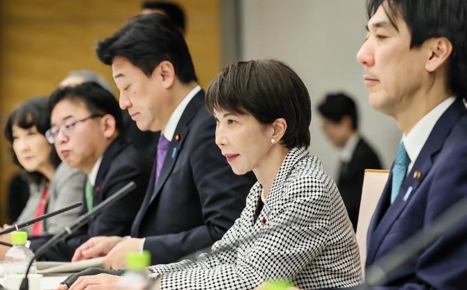 日本找朝鲜，喊话中国
当地时间23日，朝鲜方面发表公开讲话宣称：日本首相高市早苗