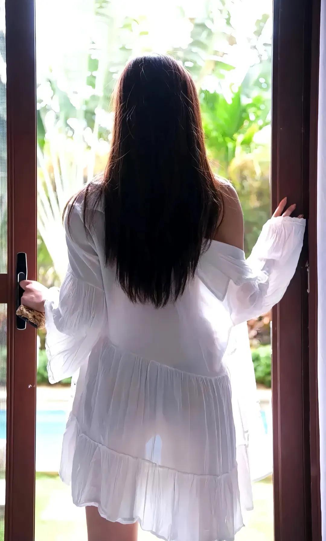 有人问，怎么做品牌，如何做成一个绝世品牌？
哈哈哈哈哈，做成品牌信仰就好了，最高