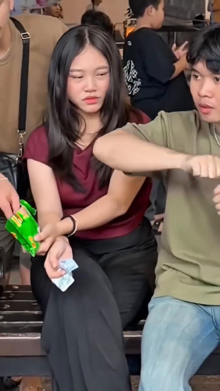 哈哈哈。