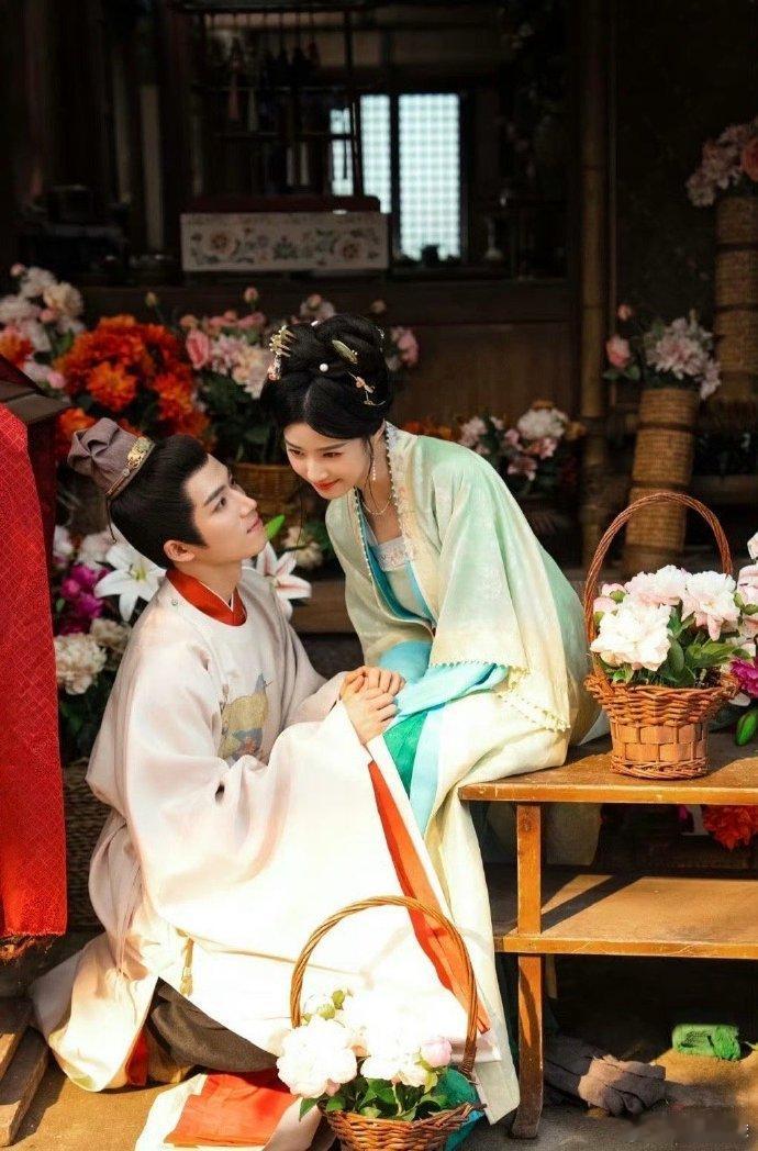 卢昱晓感谢柴安是王星越演的  电视剧五福临门  哎呀，这段话听得我心都化了，卢昱