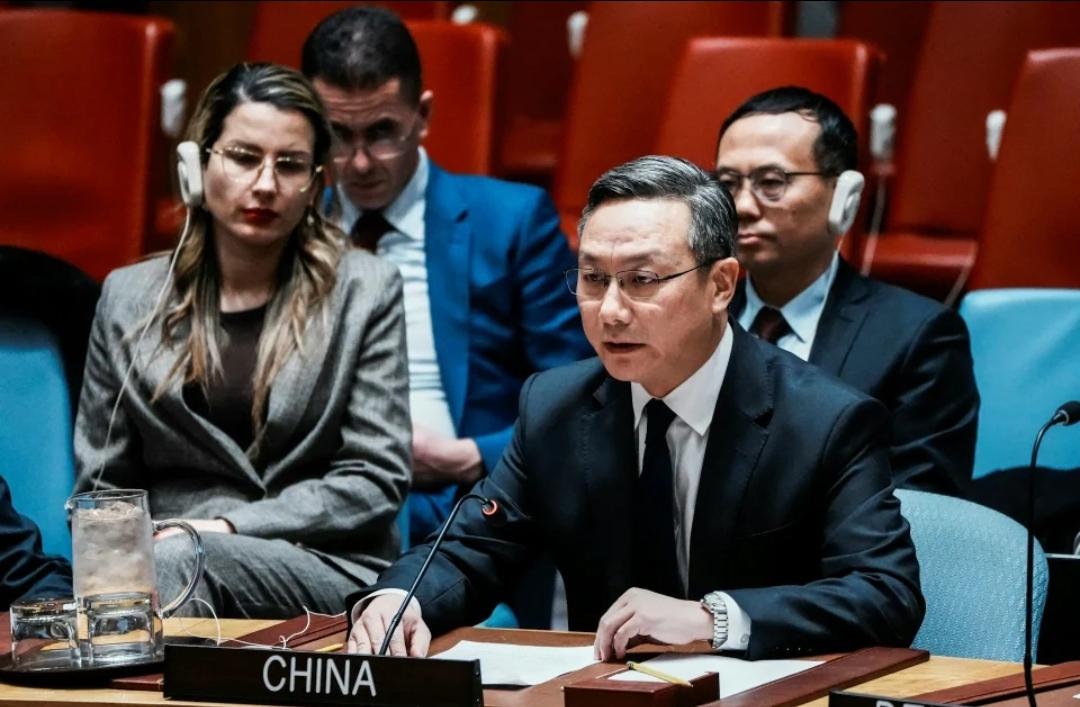 中俄联手在联合国猛“怼”美国，连欧盟、北约内国都默认？美会收手吗？
  近期中俄