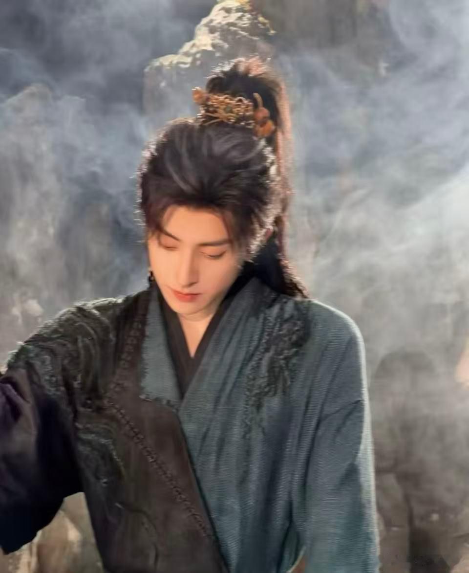 敖瑞鹏首次合作腾讯一番敖瑞鹏错世录一番领衔男主 错世相逢一念成劫，敖瑞鹏以魏劫之