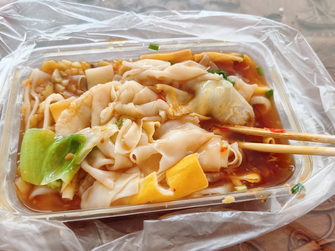 一天里面最没胃口的一顿饭就是早饭，但是不吃的话在十点钟左右电脑上面的文字就会开始