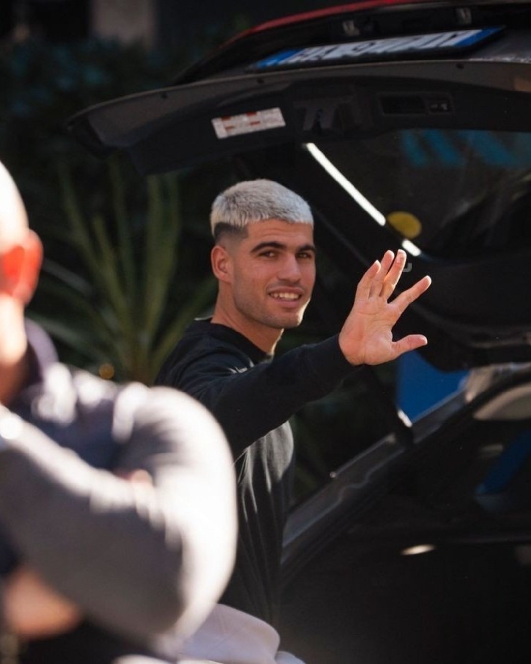 阿尔卡拉斯街拍照怎么比精修照还要好看啊[允悲][允悲][允悲]糙男人设更吸引人[