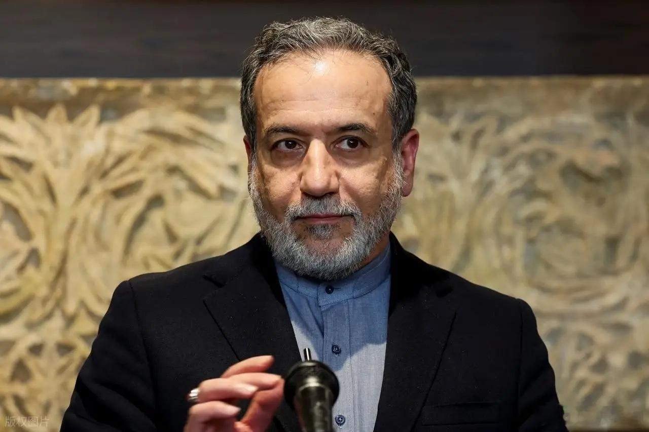 伊朗这是妥协了？4月24日，据巴基斯坦消息人士称，伊朗外长阿拉格齐将于24日晚率